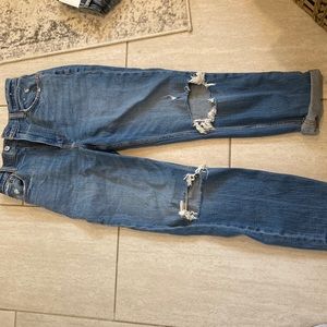 Abercrombie and fitch curve love ankle straight ultra high rise jeans.
